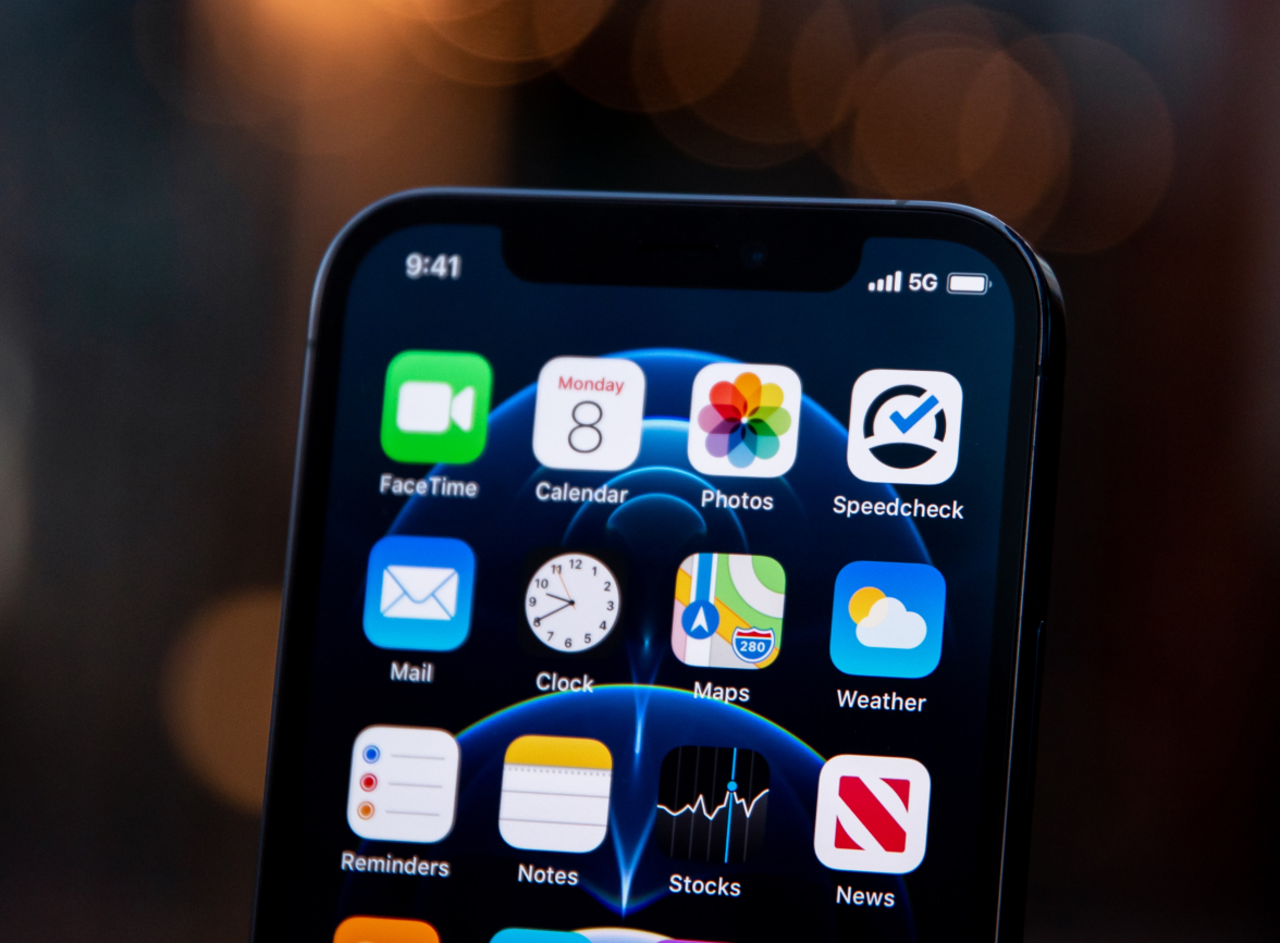 威远苹果手机维修分享为什么 iPhone 12 在冬季会自动关机 